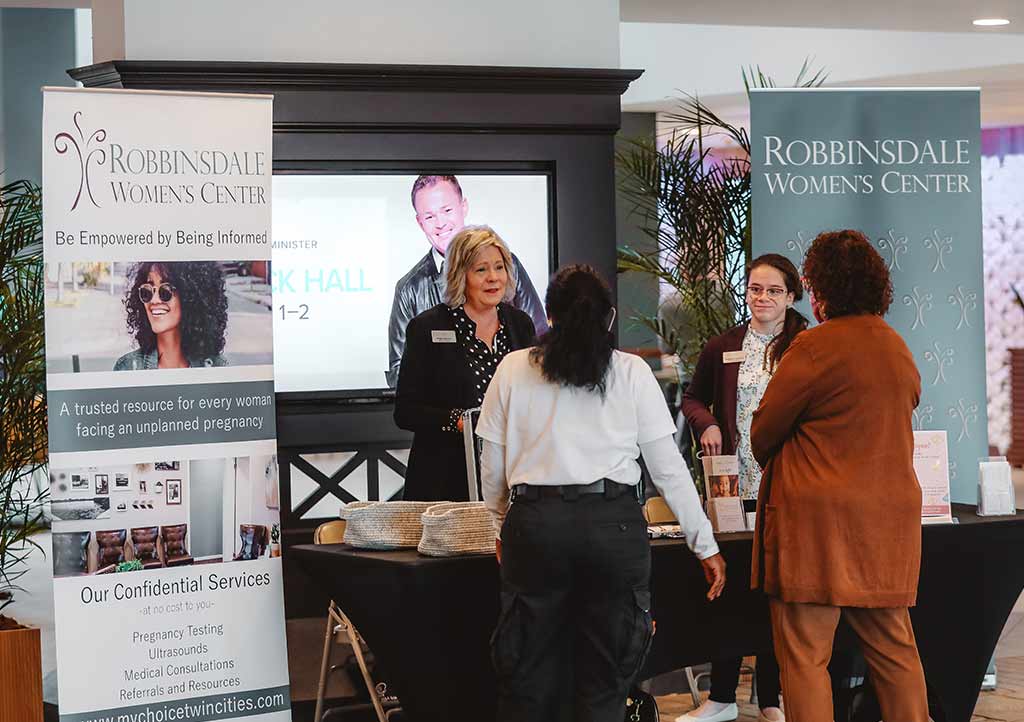 RobbinsdaleWomensCenter_Half